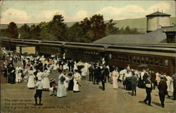 Train Arriving at Station, Lakeside Park Postcard