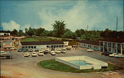 Colonial Inn Motel and Iron Gate Restaurant Postcard