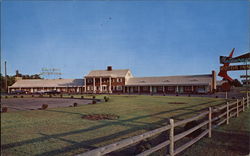 Gateway Motor Inn Postcard