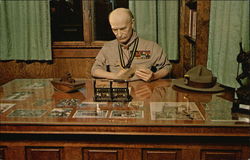 Baden-Powell Wax Figure - Madame Tussaud Postcard