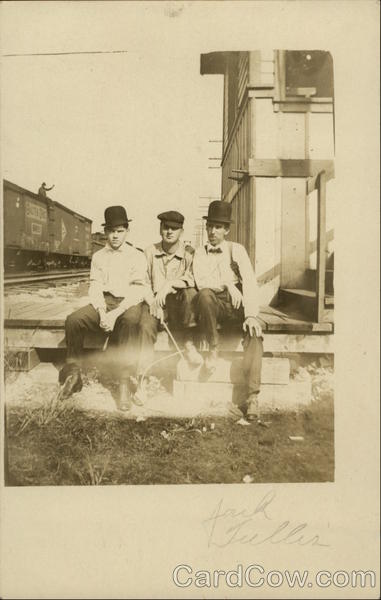 Men on Railroad Platform Trains, Railroad