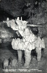 Wine Table, Meramec Caverns Postcard