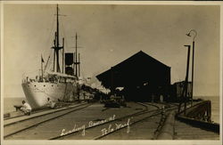 Loading Bananas, Tela Wharf Loading Bananas, Tela Wharf