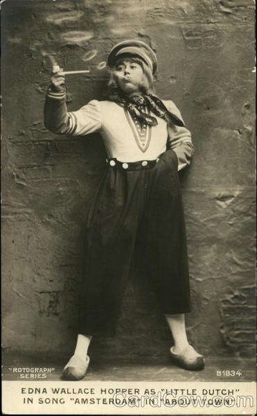 Edna Wallace Hopper as Little Dutch in Song Amsterdam in About Town