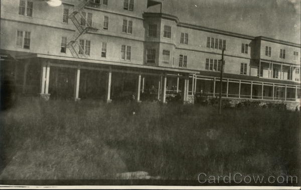 Hot Springs Hotel 1916 - Yellowstone National Park Wyoming