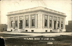 U.S. Post Office Great Bend, KS Postcard 