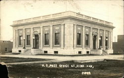 U.S. Post Office Great Bend, KS Postcard Postcard