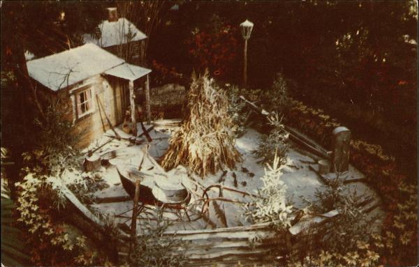 Christmas Display, Jewel Box - Forest Park St. Louis Missouri