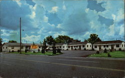 Wonderland Motel and Cabins Postcard