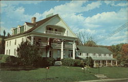 Rabbit Hill Motor Inn, White Village Postcard