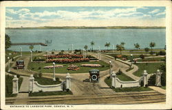 Entrance to Lakeside Park Postcard