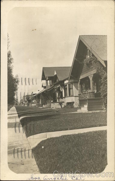Bungalows - Residential Street Los Angeles California