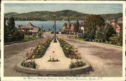Winona Parkway, Entrance to Lake Mohawk Reservation Postcard