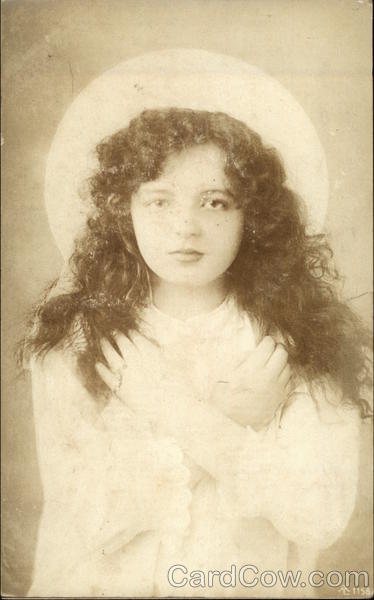 Girl Wearing a Hat Women