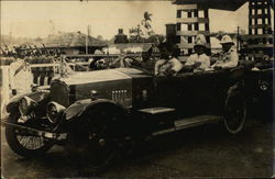 Touring Car Carrying His Highness the Sultan of Jhore Postcard