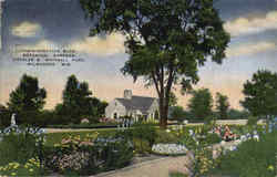 Administration Bldg, Botanical Gardens Postcard