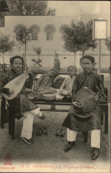 Musiciens de Saigon Cochinchine (Vietnam) Southeast Asia
