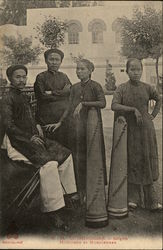 Musiciens et Musiciennes Vietnam Southeast Asia Postcard Postcard