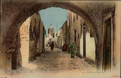Tunis - Une Rue Postcard