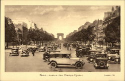 Car Traffic Along The Avenue Des Champs-Elysèes Postcard