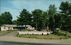 Blue Roof Motel Kittery, ME Postcard Postcard Postcard