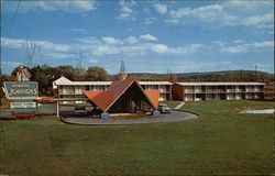 Howard Johnson's Motor Lodge King of Prussia, PA Postcard Postcard Postcard