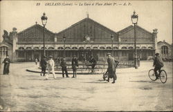 Le Gare et Place Albert I Orleans, France Postcard Postcard