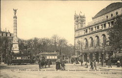 Statue de la Vicorie et Theatre Sarah-Bernhardt, Place du Chatelet Postcard