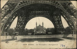 Le Trocadero-Perspective Postcard