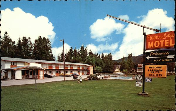 Willow Lodge Motel Sicamous BC Canada British Columbia