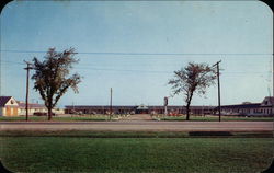 Russ Fowler's Motel Postcard