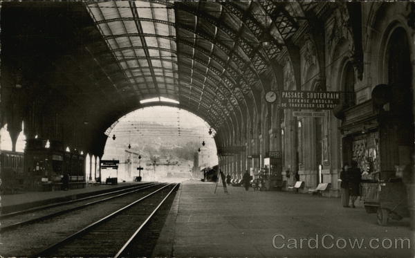 Station Interior, Nice France