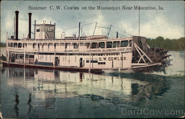 Steamer CW Cowles on the Mississippi River Muscatine Iowa