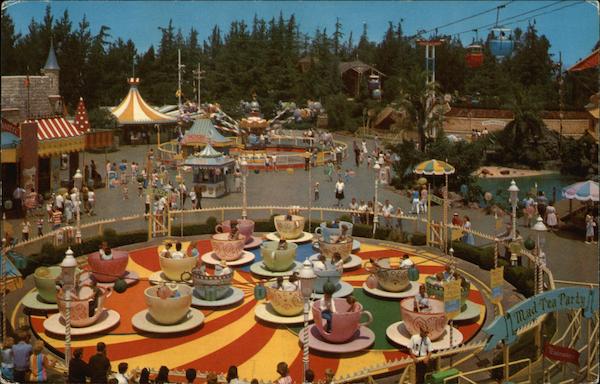 Mad Hatter's Tea Party Disney