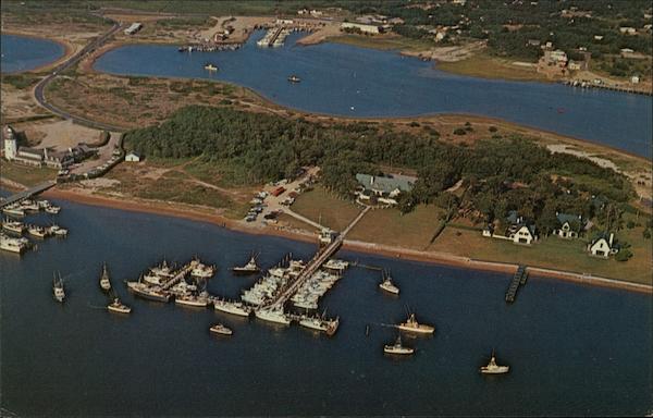 Lake Montauk and Star Island - Deep Sea Marina and Montauk Yacht Club New York
