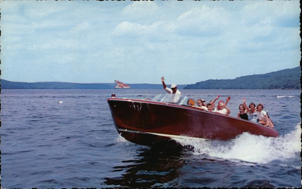 Speed-Boating on Lake Wallenpaupack Pennsylvania Speedboats