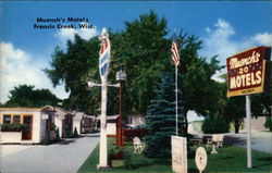 Muench's Motels Postcard