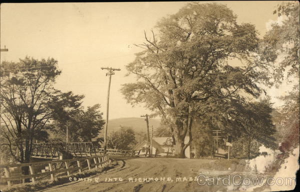 Entrance to Richmond Massachusetts