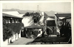 El Paseo El Paseo