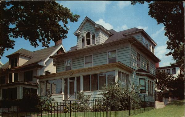Shadow-Accent Glatex - Siding Advertising