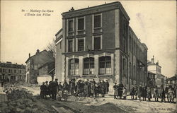 L'Ecole des Filles, Noisy-le-Sec Postcard