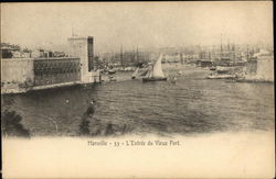 L;Entree du Vieux Port Marseille, France Postcard Postcard