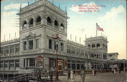 Entrance to Young's New Million Dollar Pier Postcard