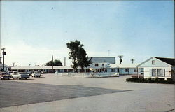 Town 'n' Country Motel Postcard