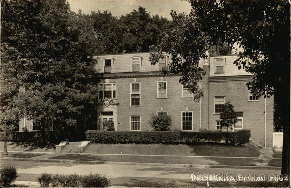Delta Kappa Epsilon House, University of Illinois Urbana