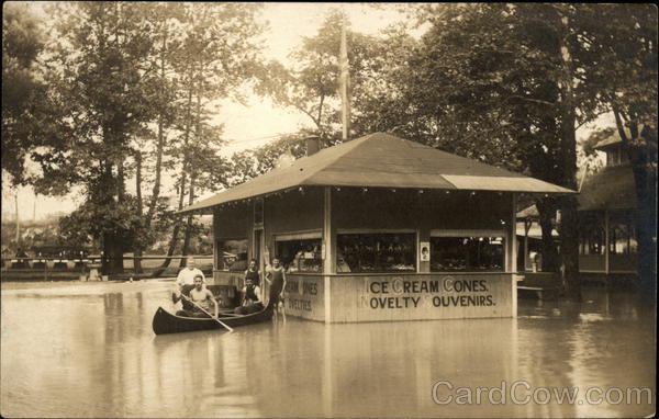 Flood at Paxtang Park, July 8, 1915, near Harrisburg, Pa.