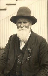 Old Man in Hat Old Man in Hat