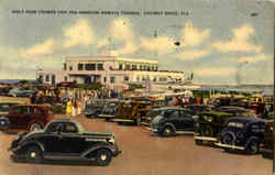 Daily Huge Crowds Visit Pan-American Airways Terminal Postcard