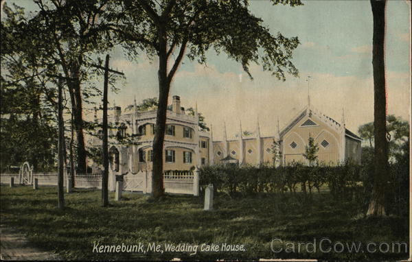  Wedding  Cake  House  Kennebunk ME Postcard