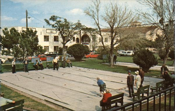 Shuffleboarding Texas